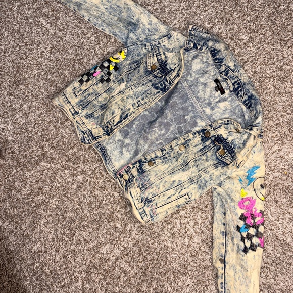 Other - Girls Acid Wash Graffiti Denim Jacket – Size 14/16 (Retro Street Style)